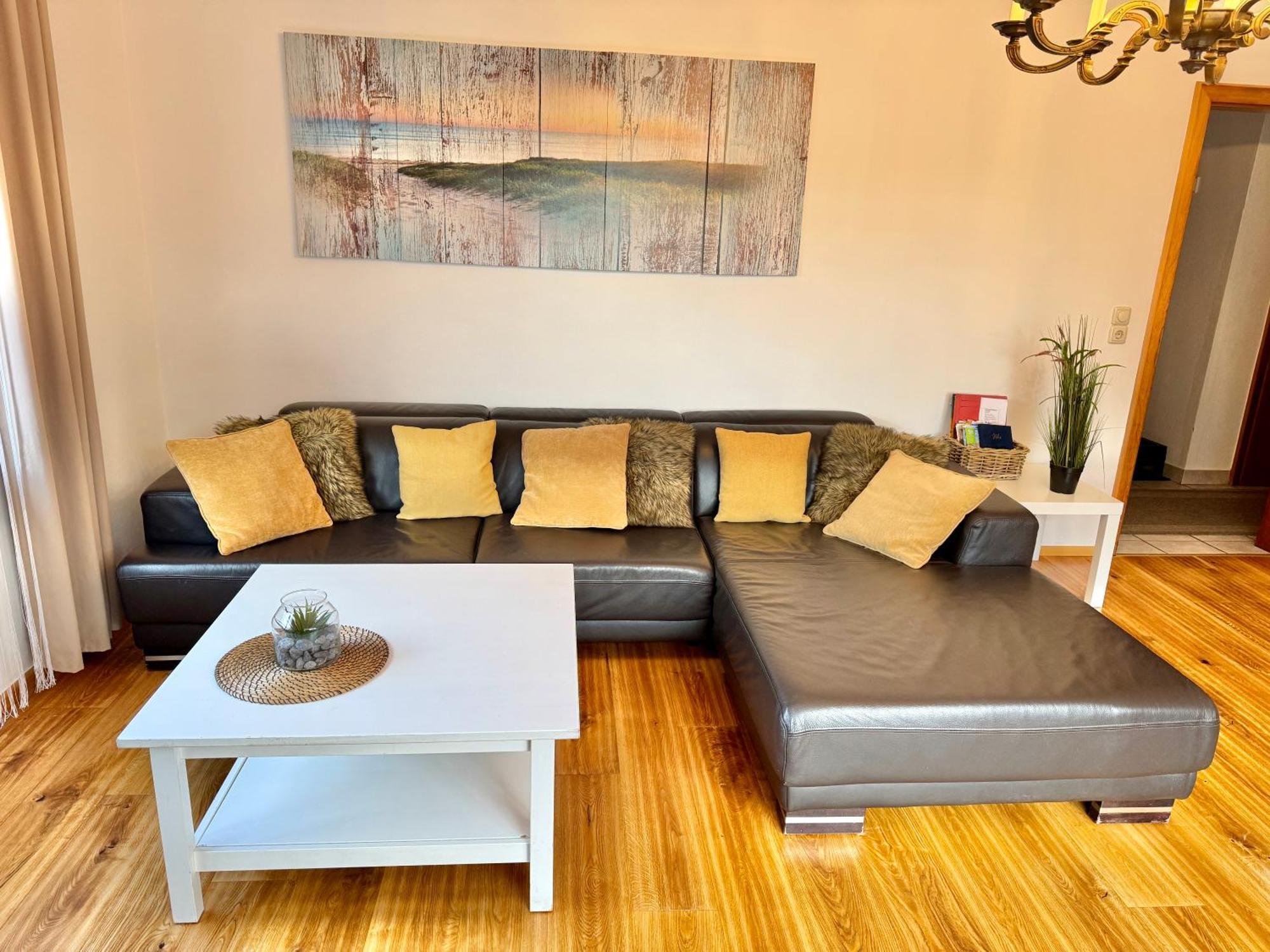 Ferienwohnung Im Erdgeschoss Mit Eingezaeunten Garten Und Terrasse Aurich Dış mekan fotoğraf